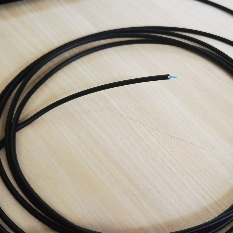 Μεξικό / Βόρεια Αμερική 3,0 mm TPU 800N YOFC Οπτική ίνα GJYFJU-1B6b3 Υλικό γιλέκα νήματος αραμιδίου για εσωτερικούς και εξωτερικούς χώρους